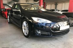 Tesla Model S 90D 4WD