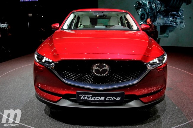 Mazda CX-5 2017 - frontal Mazda CX-5 2017 - frontal