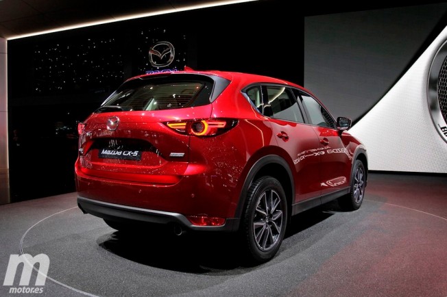 Mazda CX-5 2017 - posterior Mazda CX-5 2017 - posterior