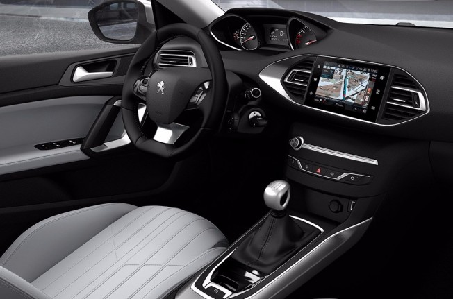Peugeot 308 2018 - interior Peugeot 308 2018 - interior
