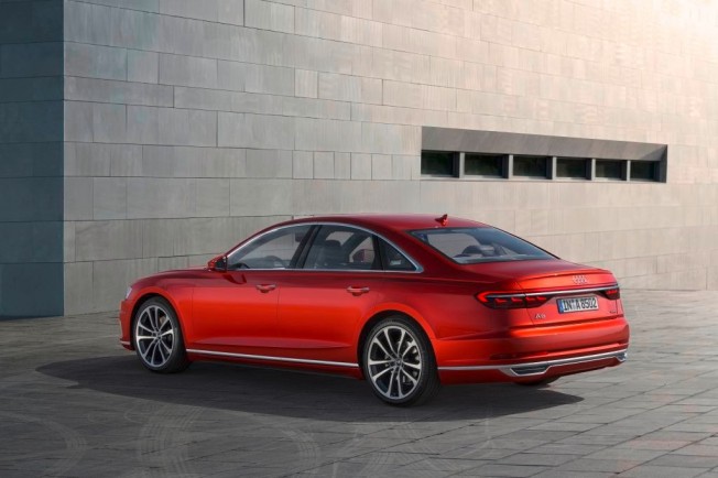 Audi A8 2018 - posterior Audi A8 2018 - posterior