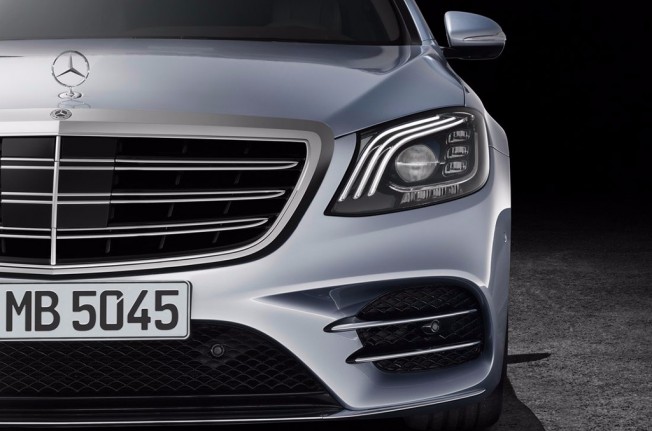 Mercedes-Benz Mercedes-Benz