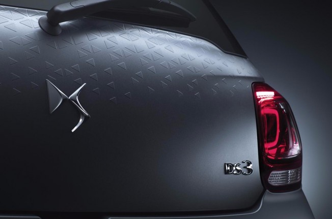 DS 3 Dark Side - posterior DS 3 Dark Side - posterior