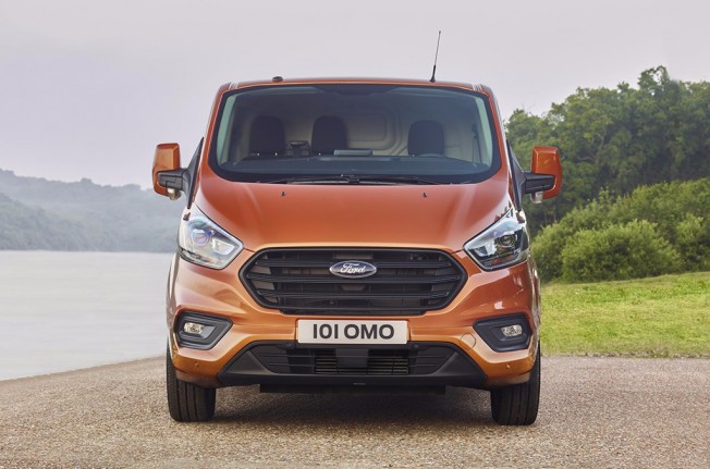 Ford Transit Custom 2018 - frontal Ford Transit Custom 2018 - frontal