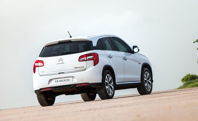 Citroën C4 Aircross - posterior Citroën C4 Aircross - posterior
