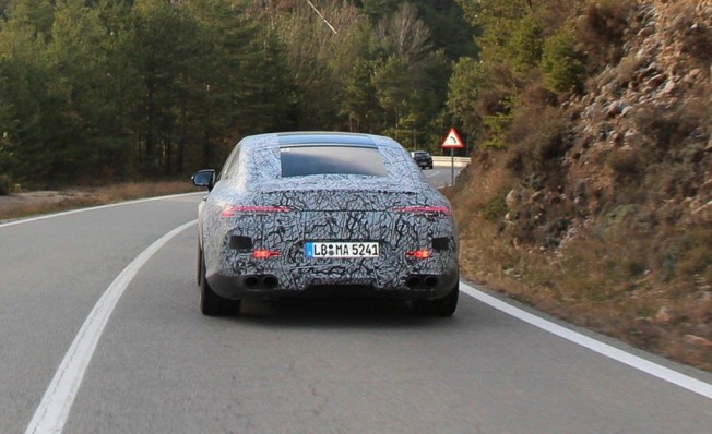 Mercedes-AMG GT4 - foto espía Mercedes-AMG GT4 - foto espía