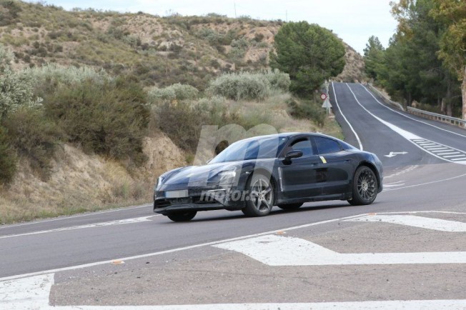 Porsche Mission E 2020 - foto espía Porsche Mission E 2020 - foto espía