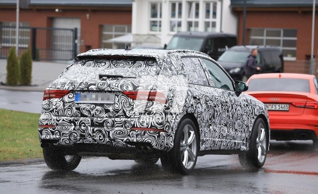 Audi RS Q3 2019 - foto espía posterior Audi RS Q3 2019 - foto espía posterior