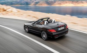 El Mercedes-AMG SLC 43 aumenta la potencia de su propulsor hasta 390 caballos