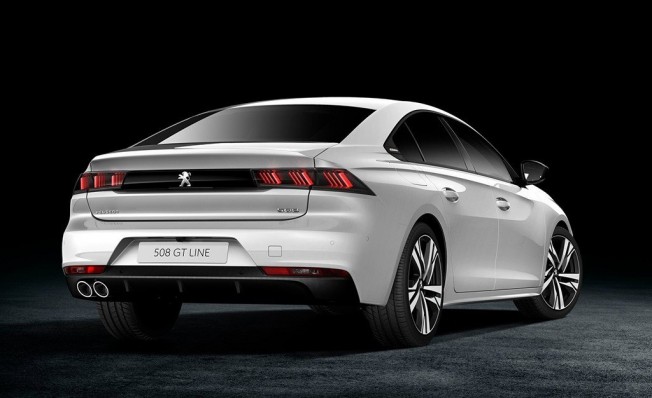 Peugeot 508 2018 - posterior Peugeot 508 2018 - posterior