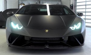Espectacular Lamborghini Huracán Performante completo en negro