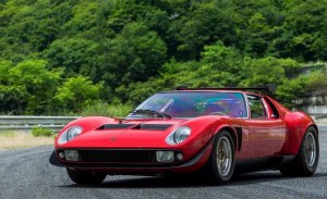 Lamborghini restaura el único y espectacular Miura SVR de 1974