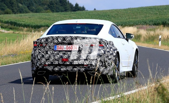 Lexus RC 2019 - foto espía posterior Lexus RC 2019 - foto espía posterior