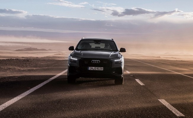 Audi Q8 - frontal Audi Q8 - frontal