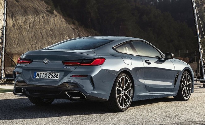 BMW Serie 8 2018 - posterior BMW Serie 8 2018 - posterior