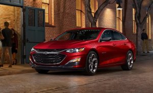 Un prototipo del Chevrolet Malibu confirma la futura versión diésel