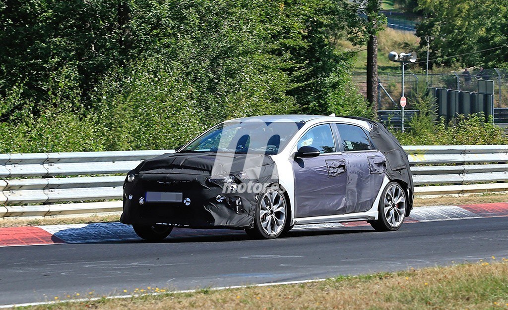 kia-ceed-gt-fotos-nurburgring-201849428_