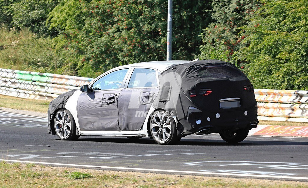 kia-ceed-gt-fotos-nurburgring-201849428_