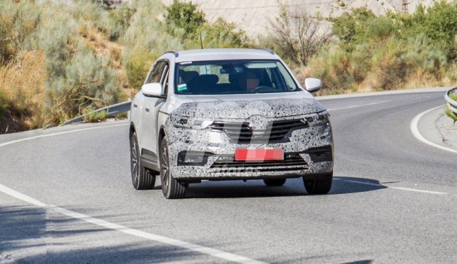Renault Koleos 2019 - foto espía Renault Koleos 2019 - foto espía