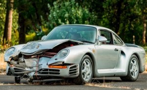 ¿Pagarías medio millón por este Porsche 959 accidentado?