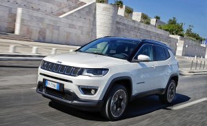 Italia - Julio 2018: Por primera vez el Jeep Compass se mete en el Top 5