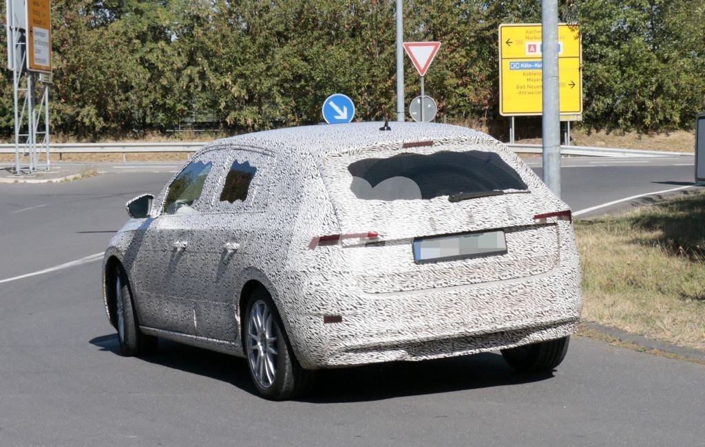 el-nuevo-skoda-rapid-fotos-espia-2018500