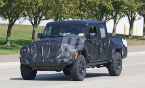 Las nueva versión off-road del Jeep Scrambler pick-up ya rueda en la calle