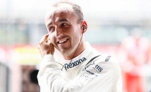 Kubica se ofrece a Toro Rosso: "Marko sabe dónde encontrarme"