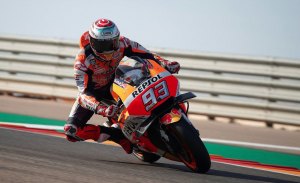 Marc Márquez le gana la partida a Andrea Dovizioso en Motorland