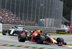 Max Verstappen no cree justa la sanción por chocar con Bottas