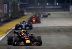 Red Bull se plantea volver a la especificación B del motor Renault