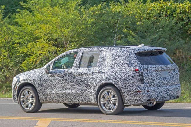 cadillac-xt6-2020-camuflaje-fotos-espia-