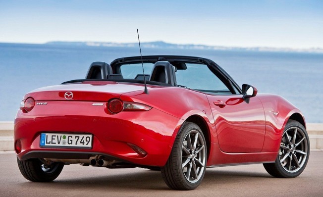 Mazda MX-5 2019 - posterior Mazda MX-5 2019 - posterior