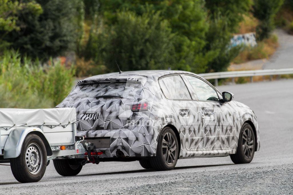 peugeot-208-fotos-espia-201850009_1.jpg