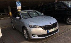 El nuevo compacto de Skoda, cazado en un vídeo espía con un camuflaje muy especial