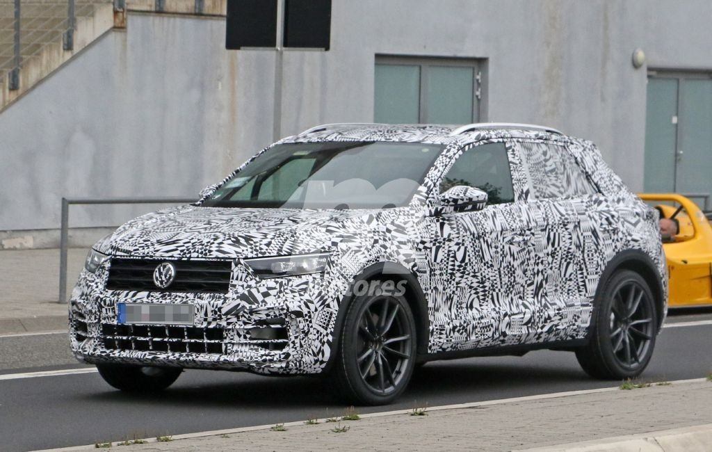 volkswagen-t-roc-r-201849821_15.jpg