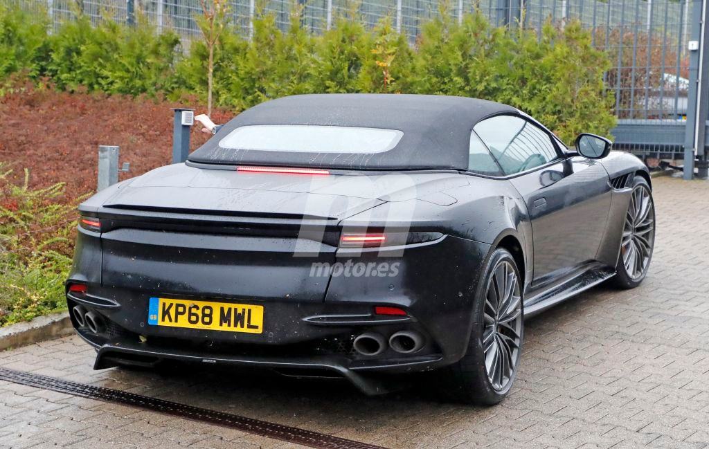 aston-martin-dbs-superleggera-volante-ca