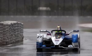 La lluvia no frena a BMW en el cierre del test de Fórmula E