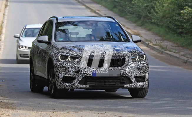 BMW X1 híbrido enchufable - foto espía BMW X1 híbrido enchufable - foto espía