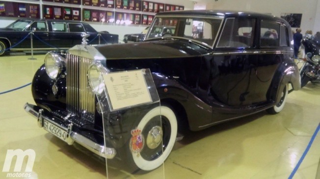 Coches clásicos de la Sala Histórica de la Guardia Real Coches clásicos de la Sala Histórica de la Guardia Real