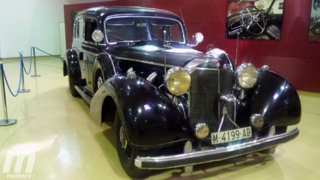Coches clásicos de la Sala Histórica de la Guardia Real Coches clásicos de la Sala Histórica de la Guardia Real