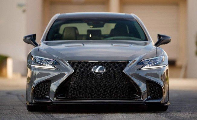 Lexus LS 500 F Sport - frontal Lexus LS 500 F Sport - frontal