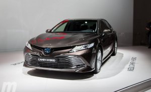 El Toyota Camry Hybrid que llegará a Europa desvelado al fin en París