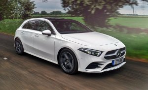 Reino Unido - Septiembre 2018: El Mercedes Clase A obtiene su primer podio