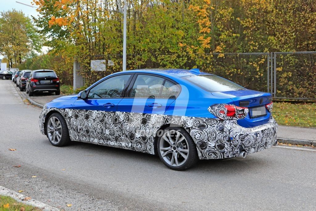 bmw-serie-1-sedan-fotos-espia-201851674_