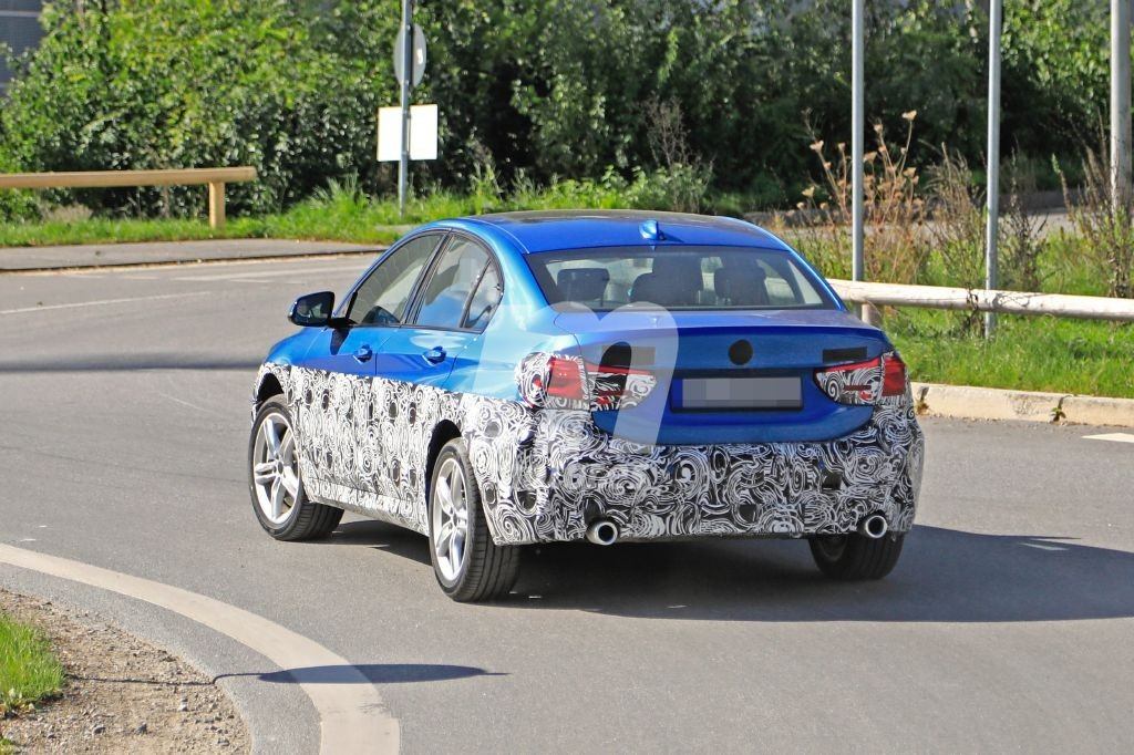 bmw-serie-1-sedan-fotos-espia-201851674_