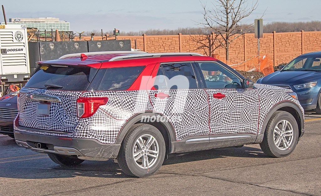 ford-explorer-2019-fotos-espia-201852130