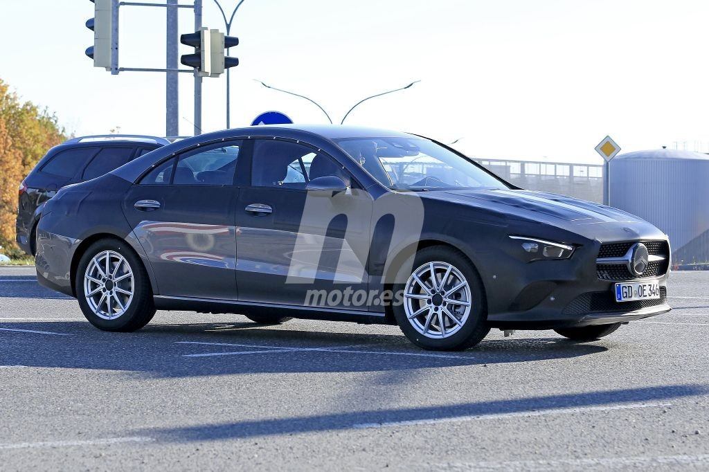 la-nueva-generacion-del-mercedes-cla-201