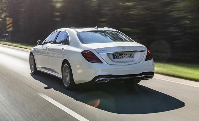Mercedes S 560 e - posterior Mercedes S 560 e - posterior