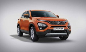El primer Tata Harrier, un nuevo SUV indio, abandona la línea de producción